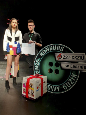Finał ogólnopolskiego konkursu &quot;Szmaragdowy guzik&quot; w Lesznie