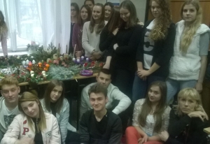 Tradycyjnie, zwyczajowo, artystycznie...