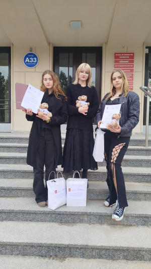 Mamy finalistki Ogólnopolskiej Olimpiady Wiedzy i Umiejętności z Zakresu Projektowania i Wytwarzania Odzieży